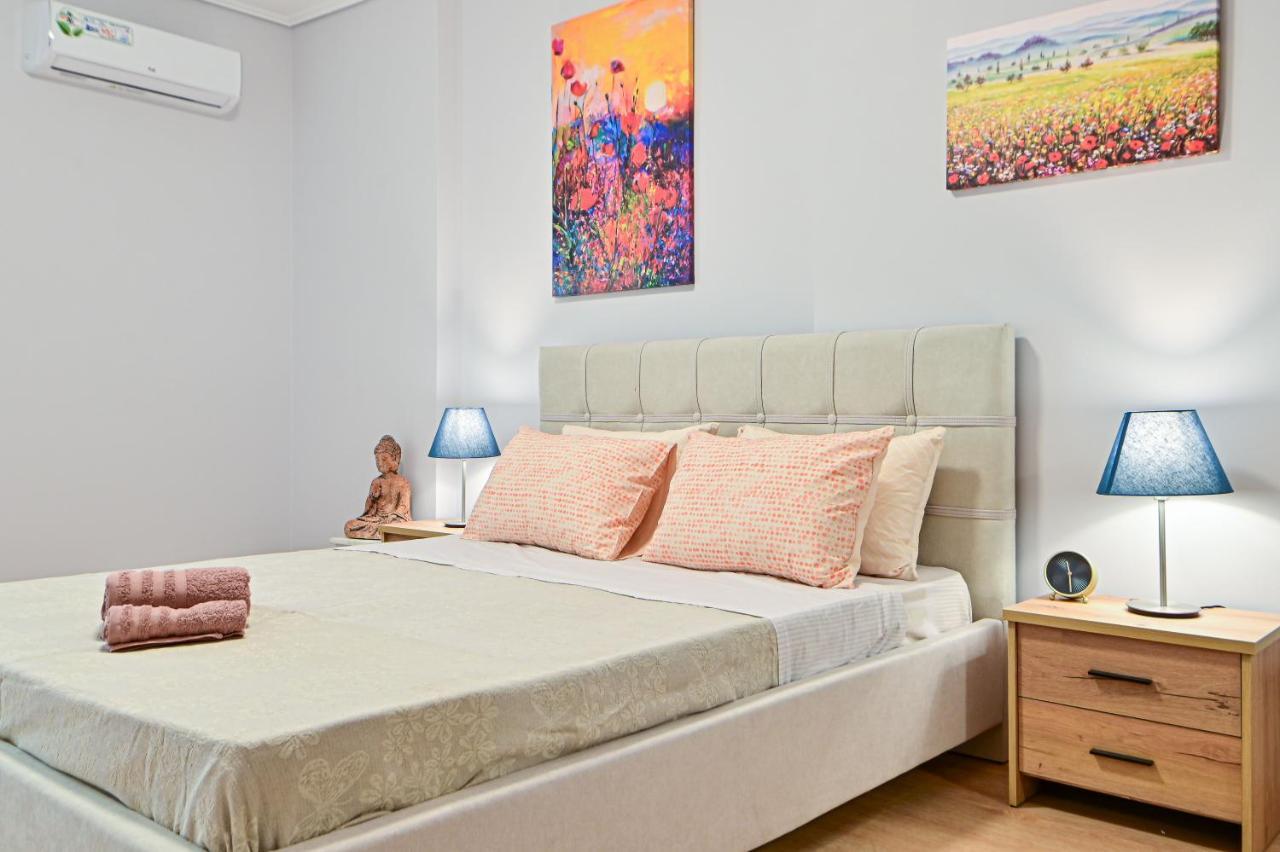 Cozy Apartment Located On The Piraeus Port Area Exterior foto